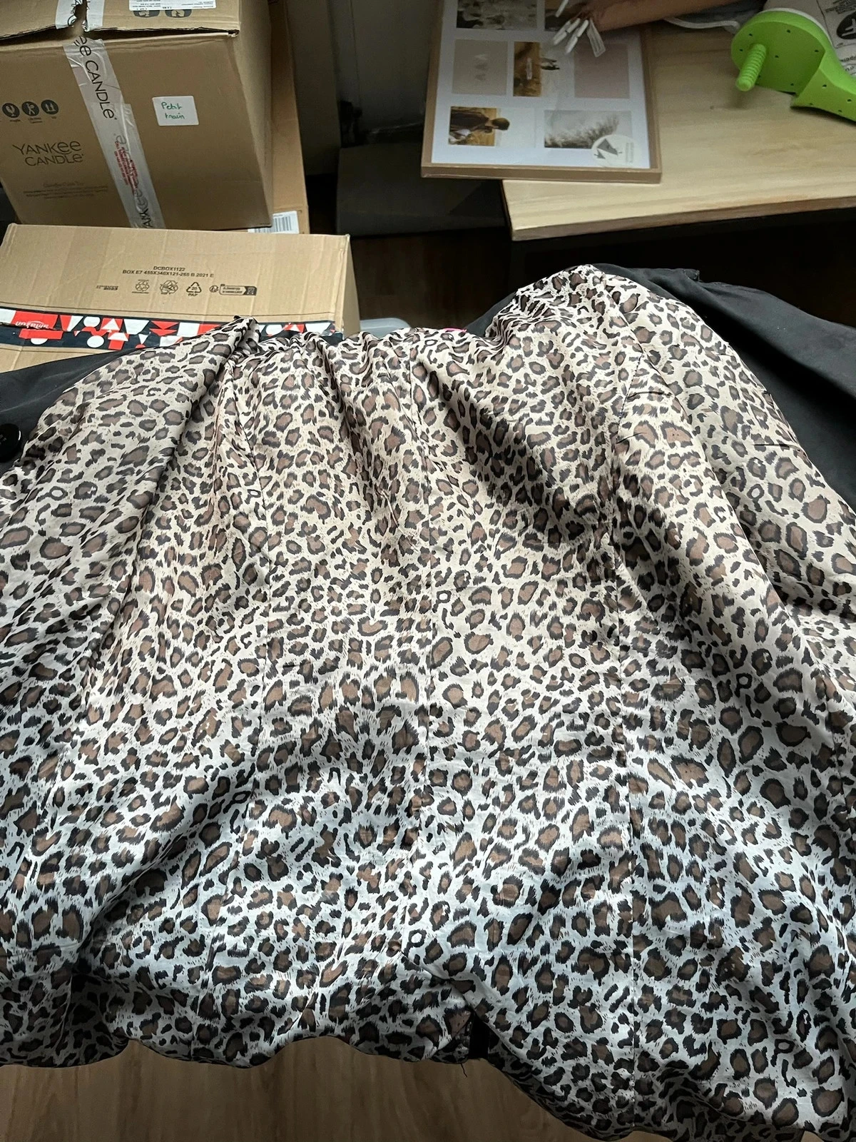 Chic & Jeune trench in good condition for women no size – photo 4